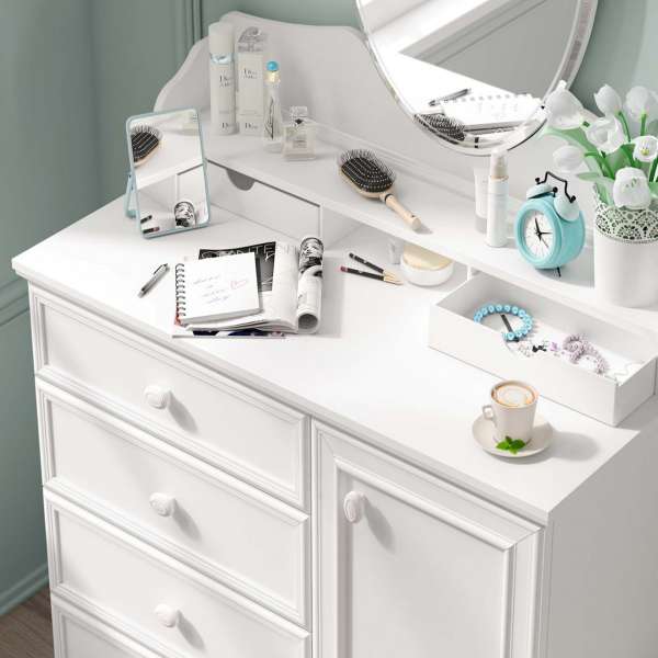 RUSTIC WHITE KOMODA